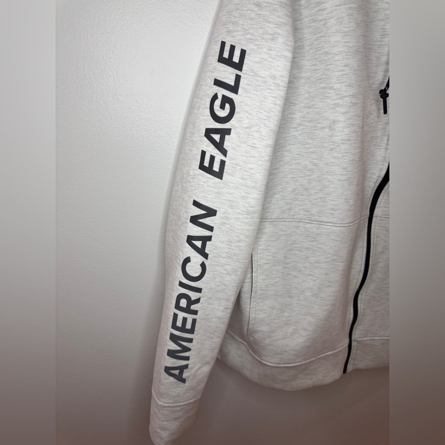 Pre-Owned LG American Eagle Light Heather Grey Athletic Zip Up Hoodie