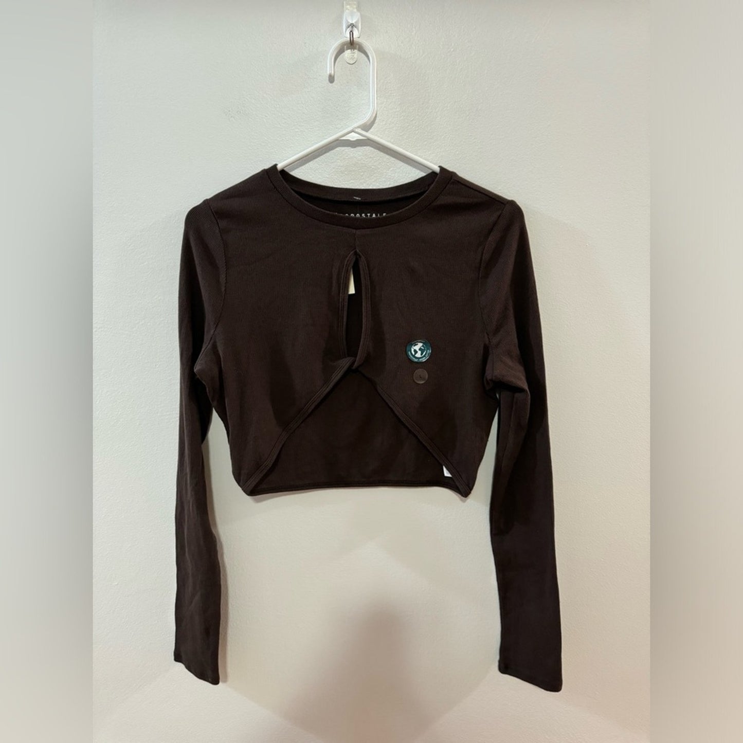 NWT LG Aeropostale Brown Ribbed Cropped Twist Front Long Sleeve Shirt