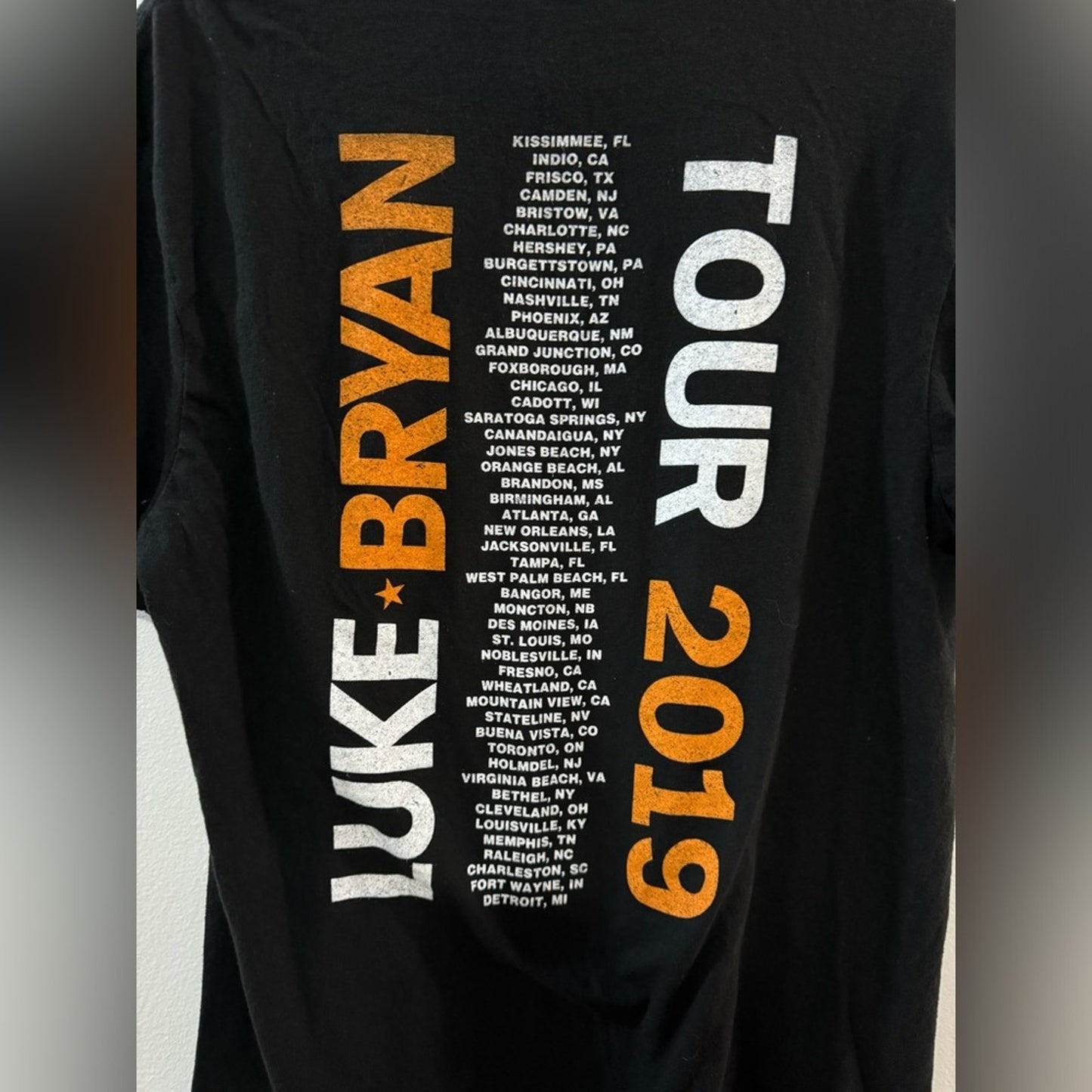 Pre-Owned MD Luke Bryan 2019 Tour Black T-Shirt