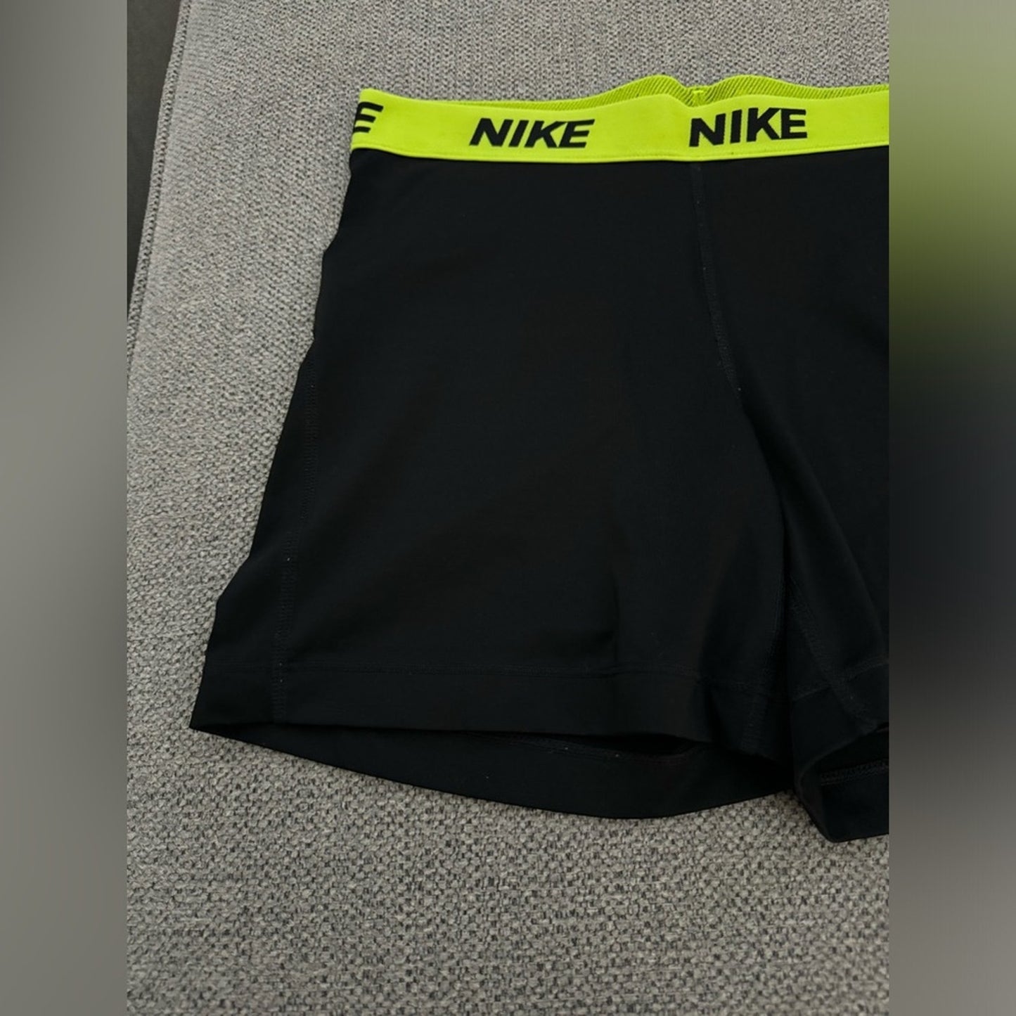 Pre-Owned LG Nike Pro Dri-Fit Black/Neon Green Shorts