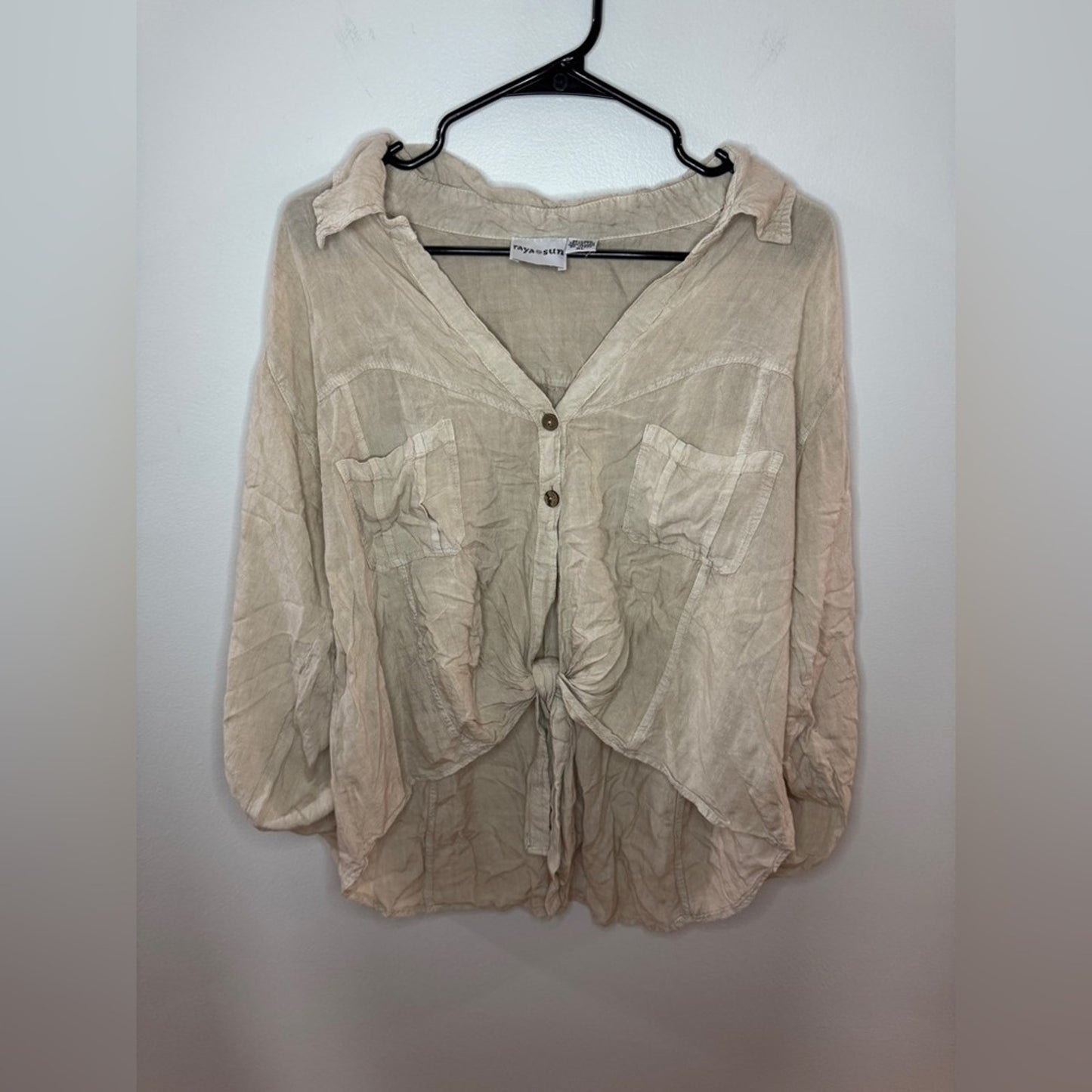 Pre-Owned XL Raya Sun Tan Beige Button Up Collared Shirt