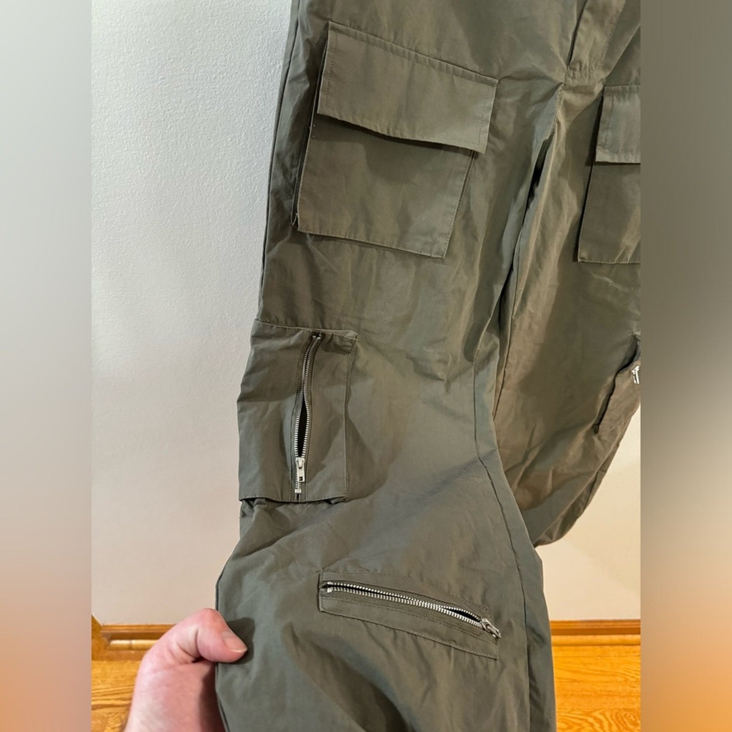 Pre-Owned MD Orange Kiss Zipper Cargo Pants