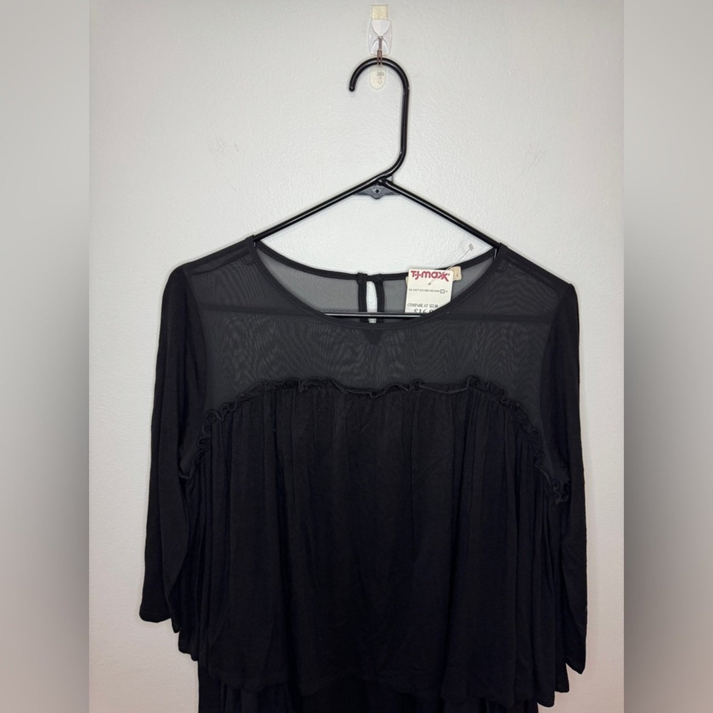 NWT SM Pebble and Stone Black Flowy long Sleeve Mesh Top