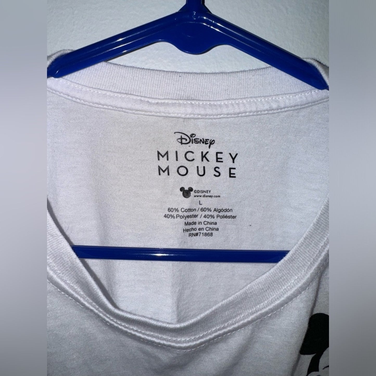 Pre- Owned LG Disney White Cropped Pocket Mickey Mouse T-Shirt