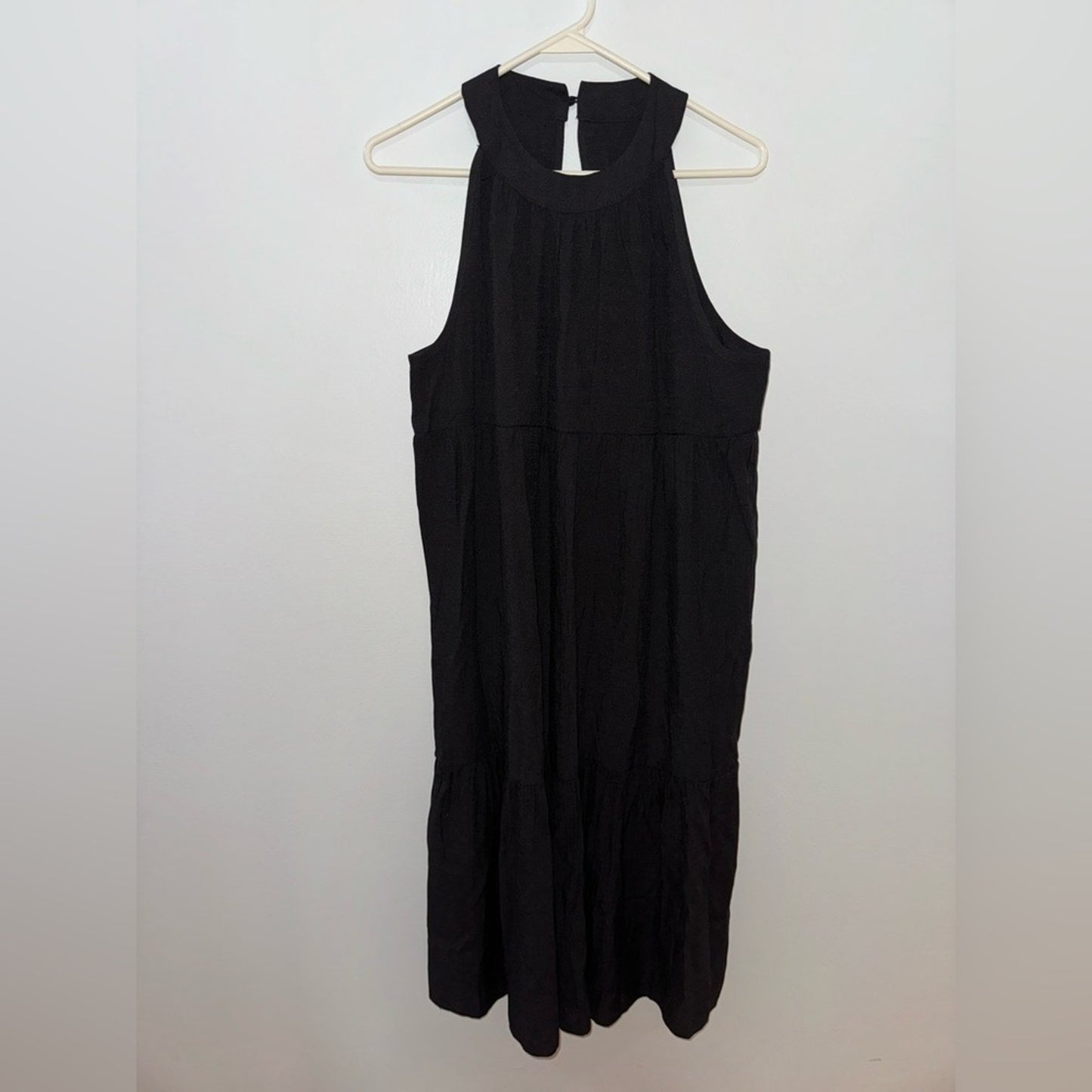 Pre-Owned LG Unbranded Black Halter Long Dress