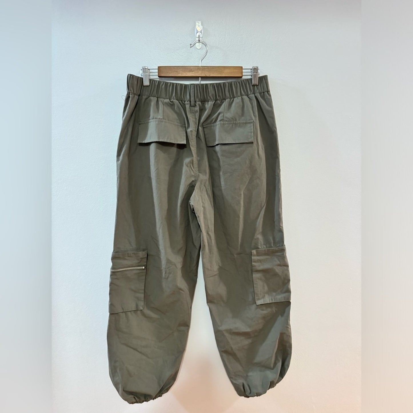 Pre-Owned MD Orange Kiss Zipper Cargo Pants