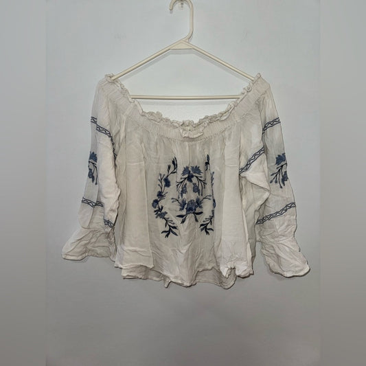 XL American Eagle White Floral Embroidered Off the Shoulder Long Sleeve Top