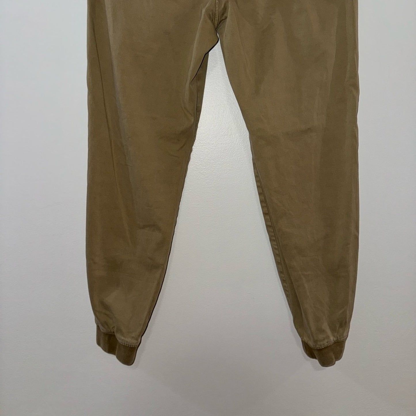 Pre-Owned XS Abercrombie and Fitch Khaki Stretch Chino Joggers