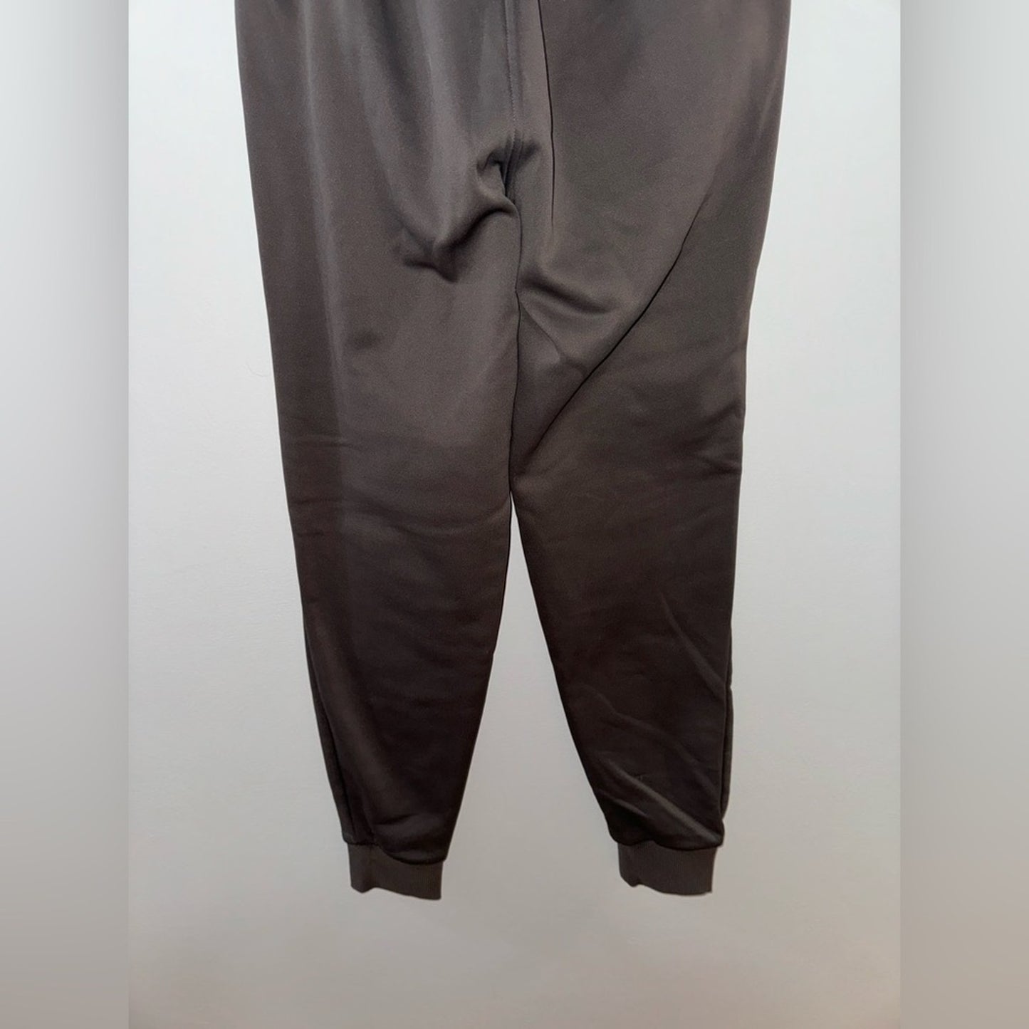 Pre-Owned SM Under Armour Grey Loose Athletic Joggers