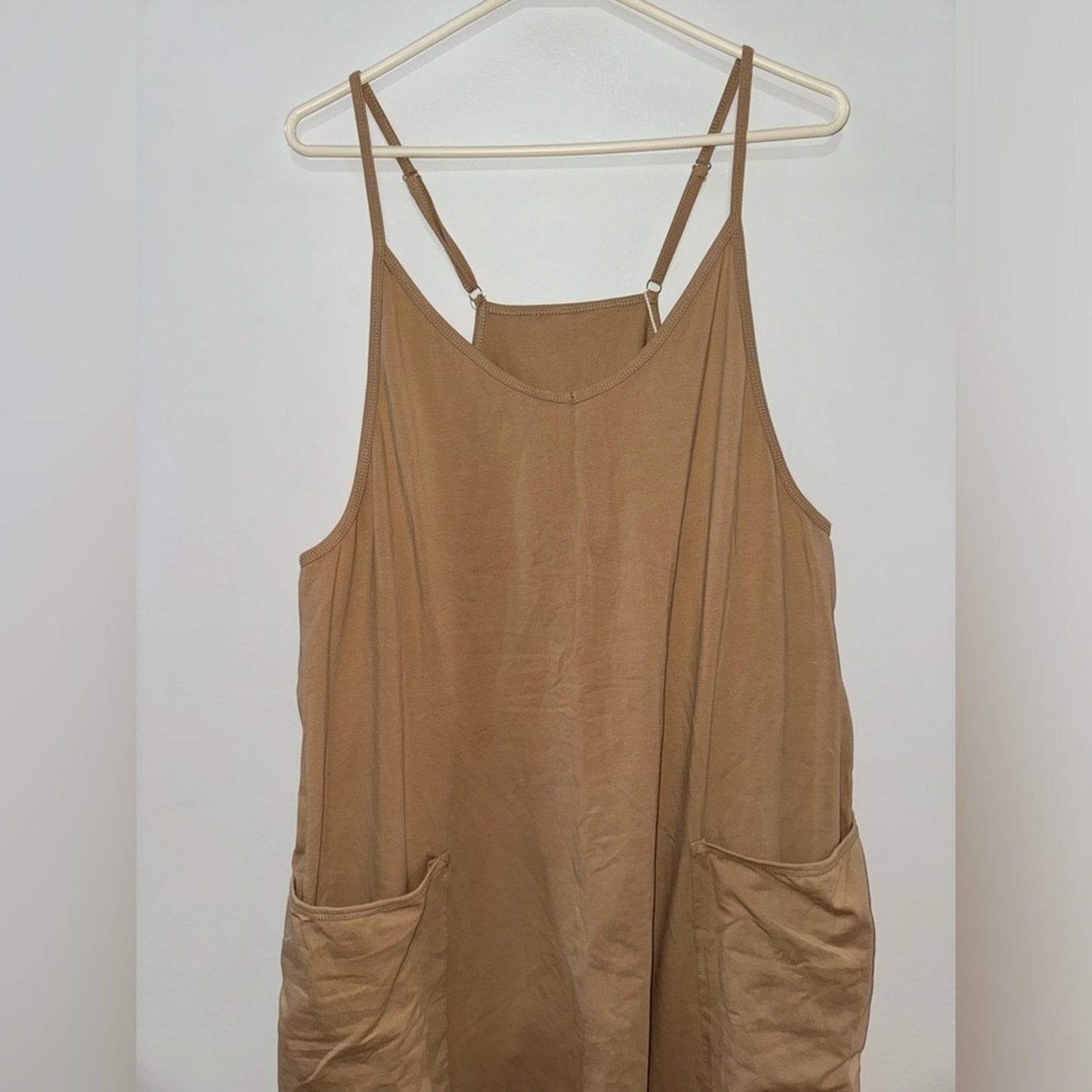 NWT LG Yidarer Tan Spaghetti Strap Jumper