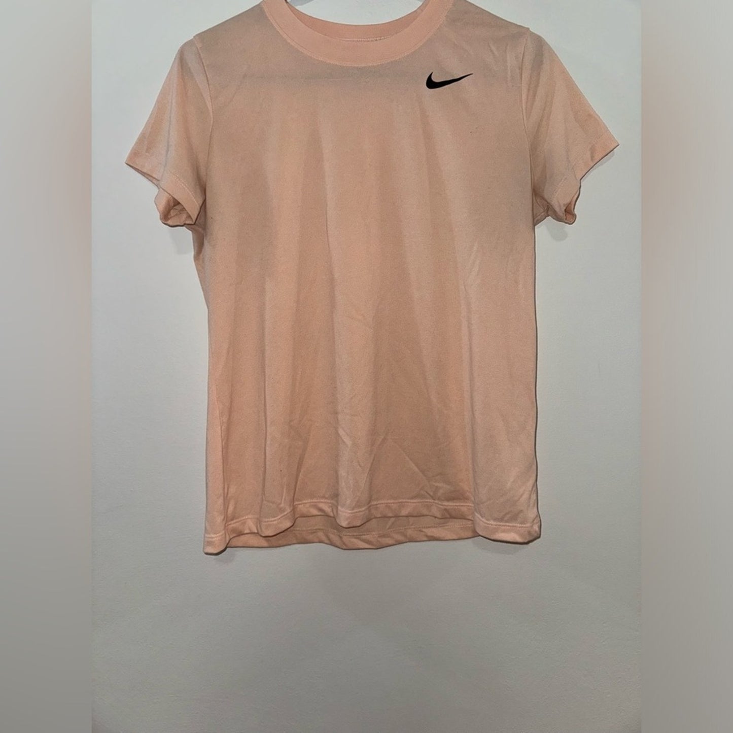 Pre-Owned MD Nike Dri-Fit Light Pink T-Shirt