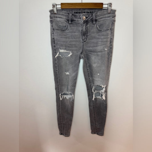 Pre-Owned Size 4 Regular American Eagle Grey Washed Distressed Jegging