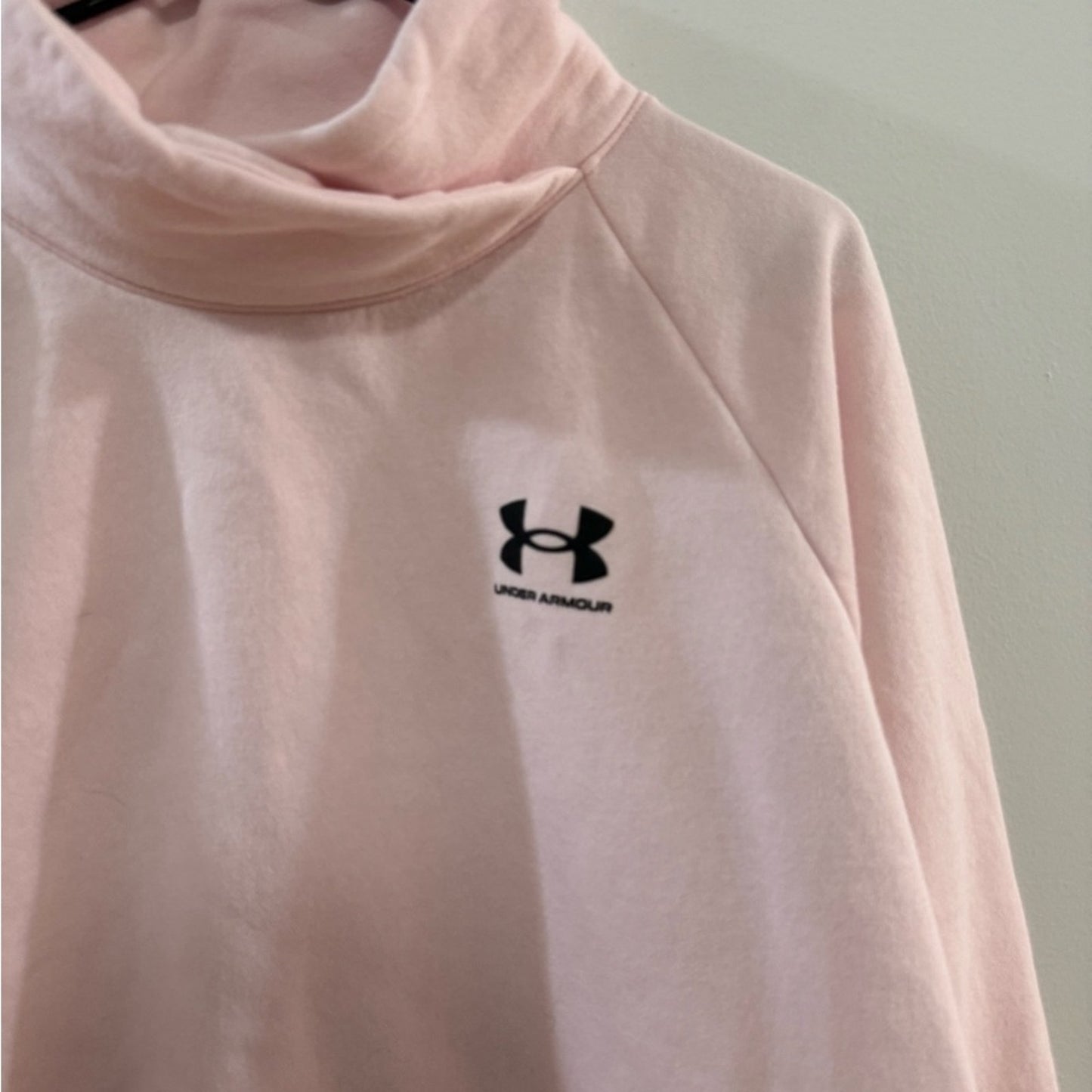 Pre-Owned LG Under Armour Pink Crew Neck Sweat Shirt