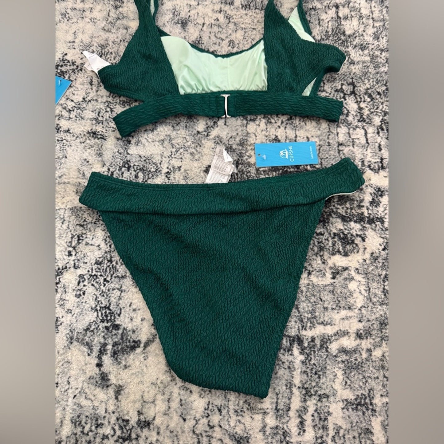 BNWT SM Cupshe Green Textured Bikini Top and Bottom Set