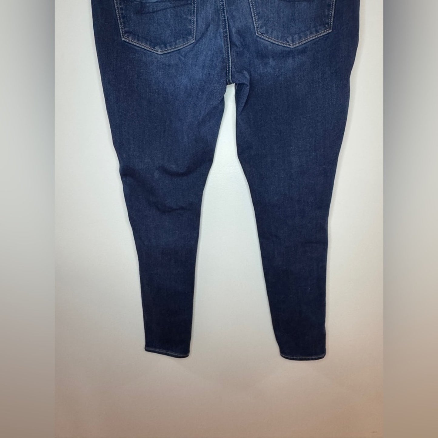 Pre-Owned Size 14 Regular American Eagle Dark Blue Distressed Jegging Jeans