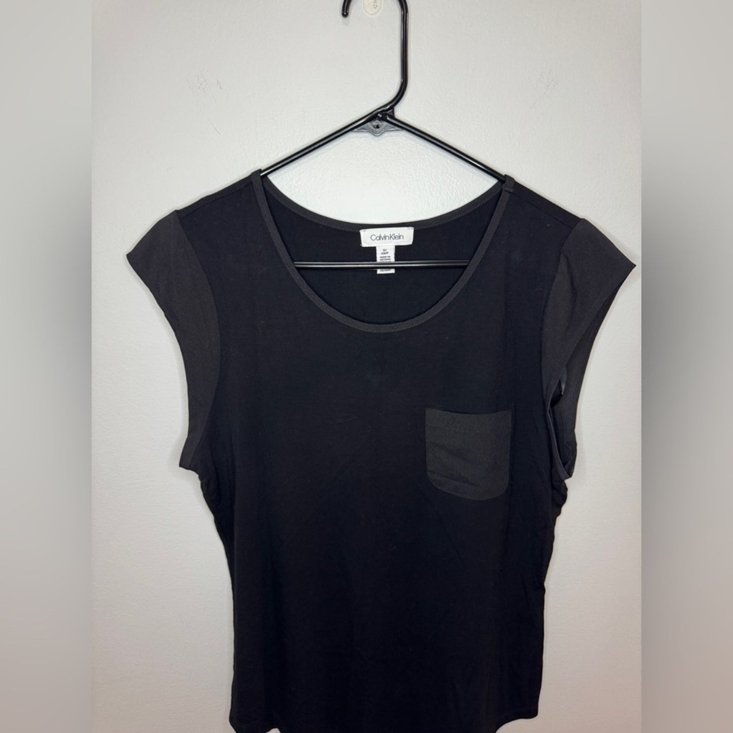 Pre-Owned SM Calvin Klein Black Pocket Tank Top