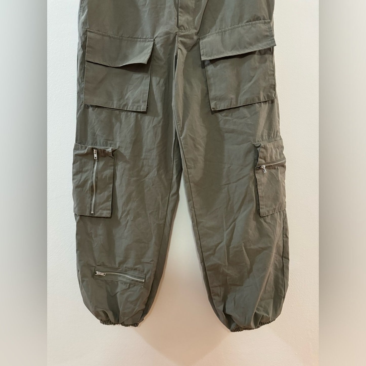 Pre-Owned MD Orange Kiss Zipper Cargo Pants