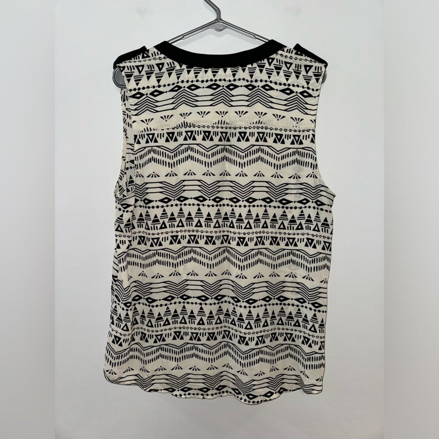 Pre-Owned LG Faith and Joy Los Angeles Black and White Patterned Tank Top