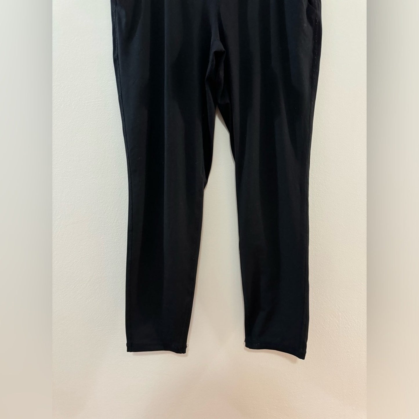 Pre-Owned SM Yogalicious Lux Black Leggings