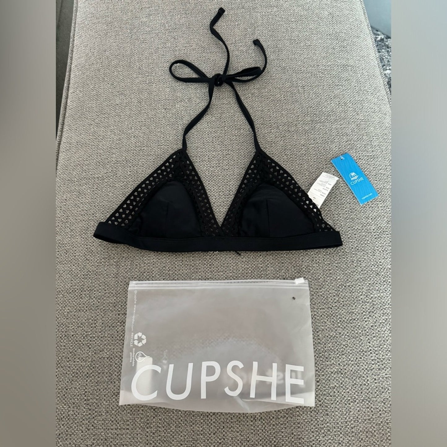 NWT Cupshe Black Border Bikini Top