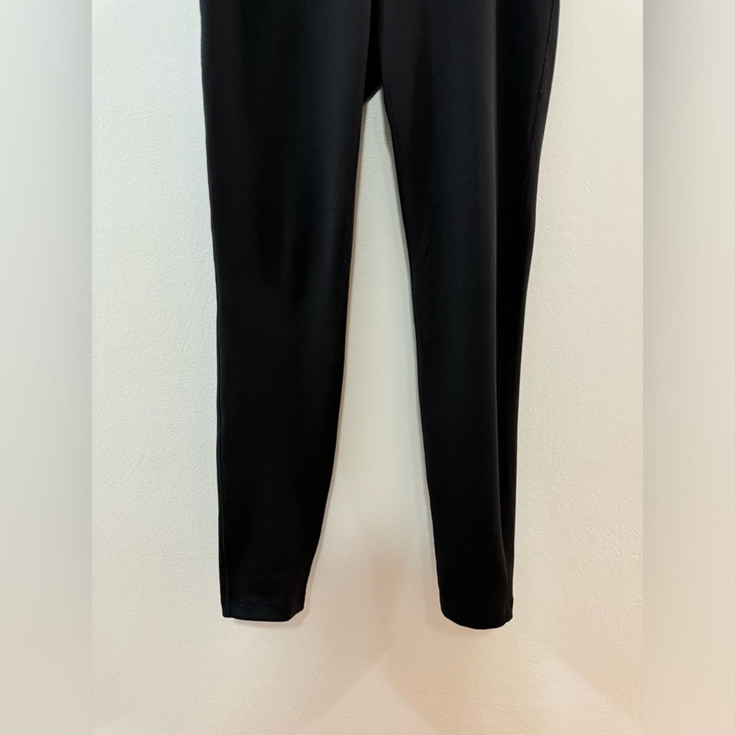 Pre-Owned MD New Balance NB Dry Black Leggings