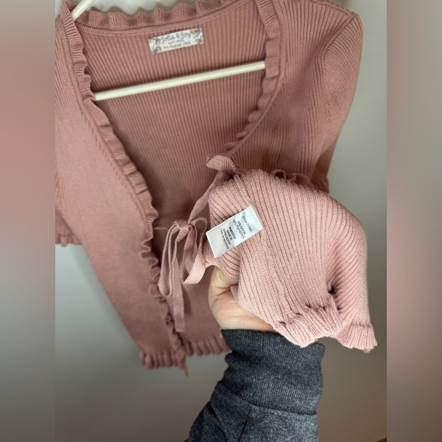 Pre-Owned LG Jolie & Joy Pink Ribbed Sweater