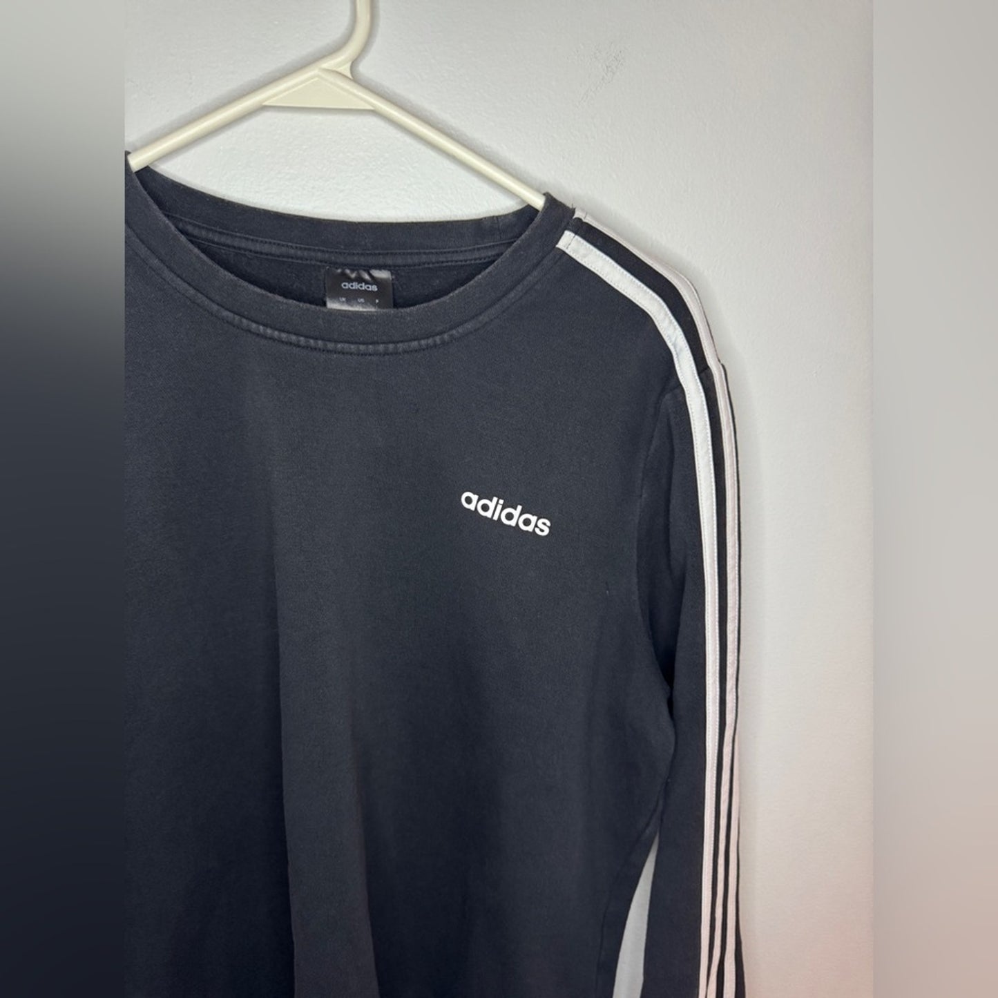 Pre-Owned LG Adidas Black and White Crewneck Sweatshirt