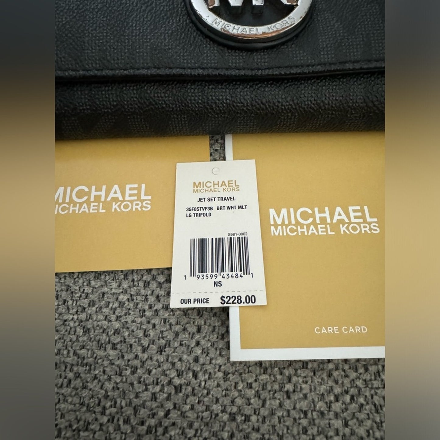 Pre-Owned Michael Kors Black/Grey Jet Set Large Trifold Wallet