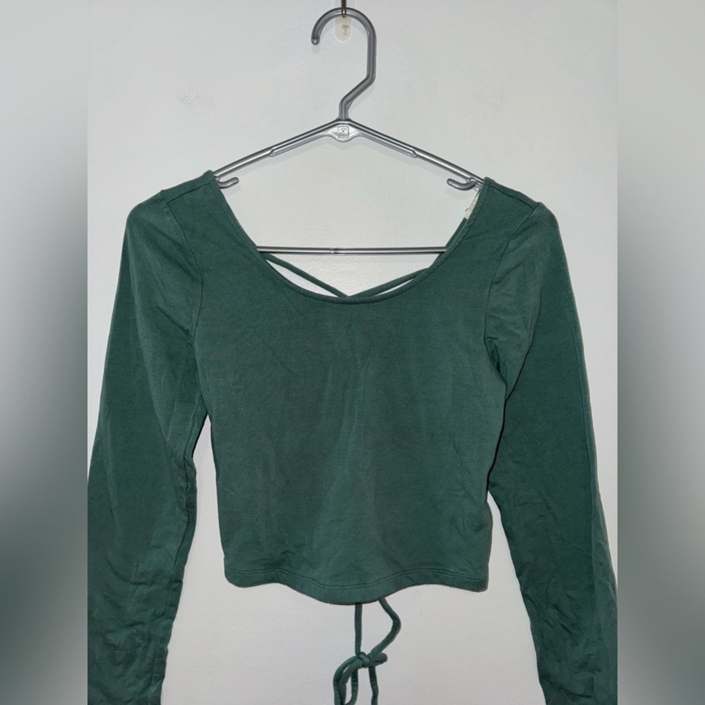 Pre-Owned MD Aeropostale Green Cropped Tie Back Long Sleeve Shirt