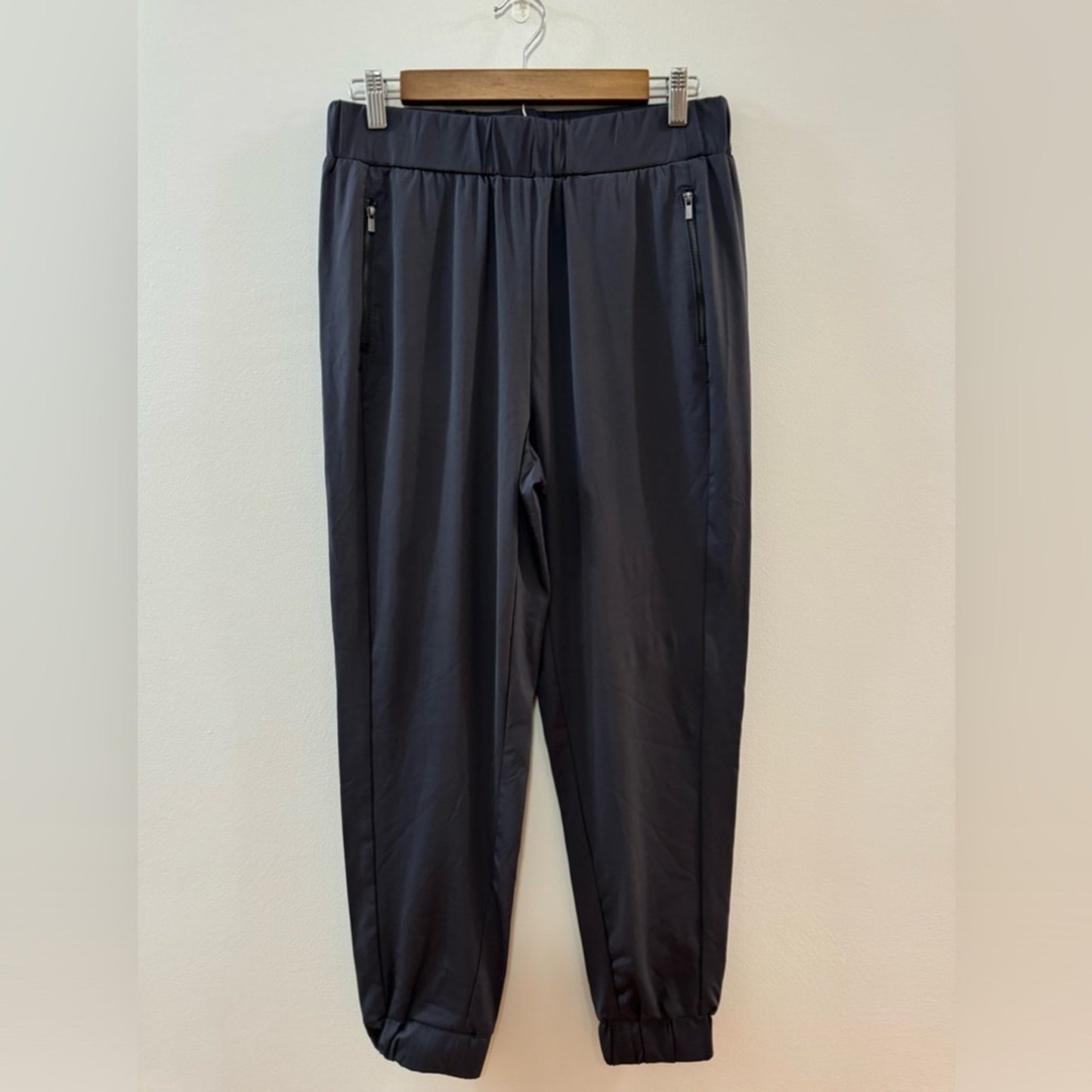 Pre-Owned SM Bagatelle Collection Grey Joggers