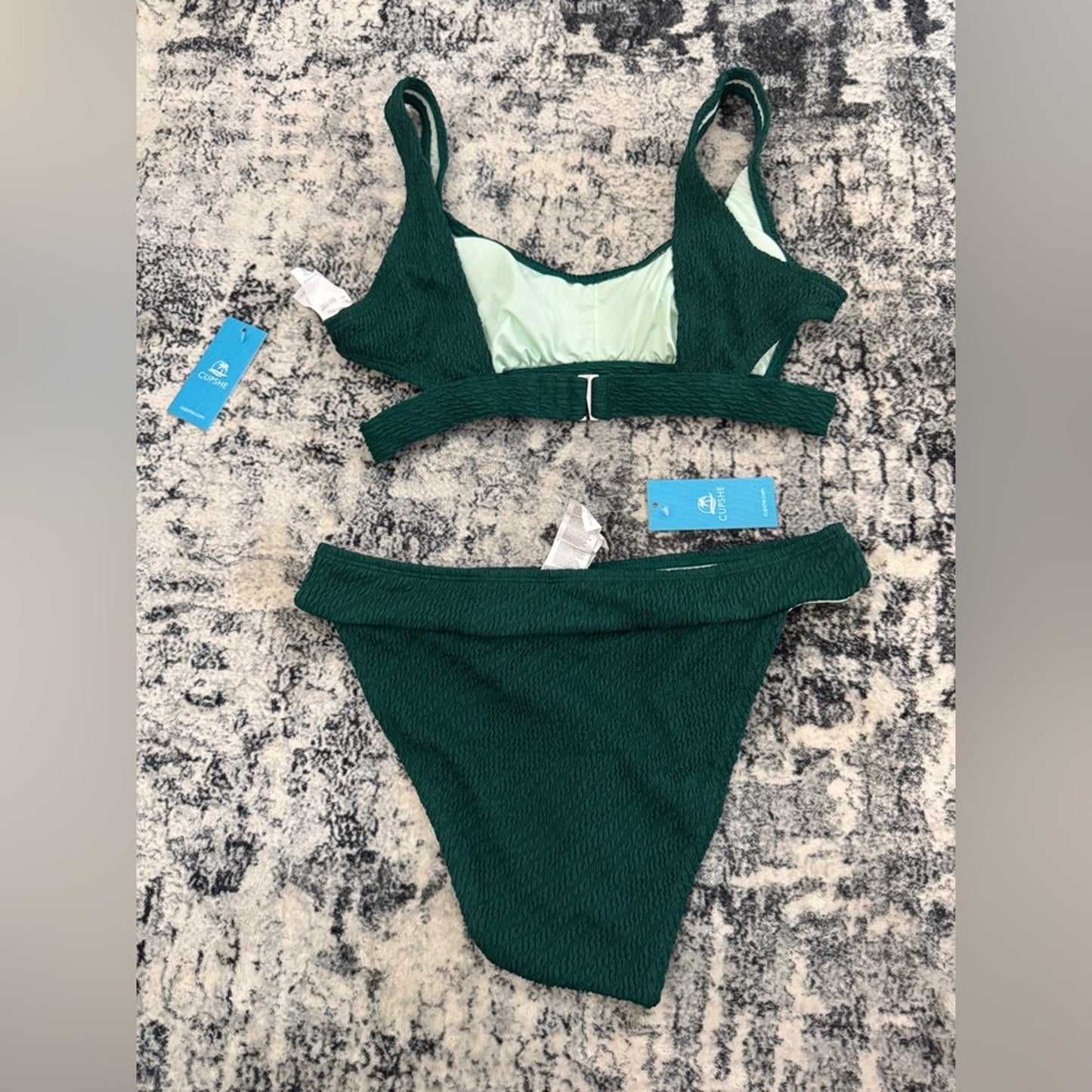 BNWT SM Cupshe Green Textured Bikini Top and Bottom Set