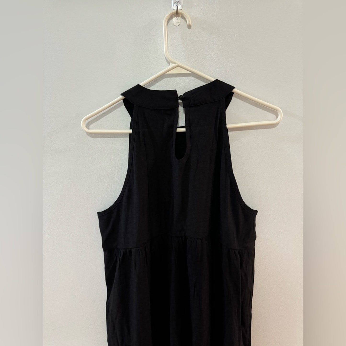 Pre-Owned LG Unbranded Black Halter Long Dress