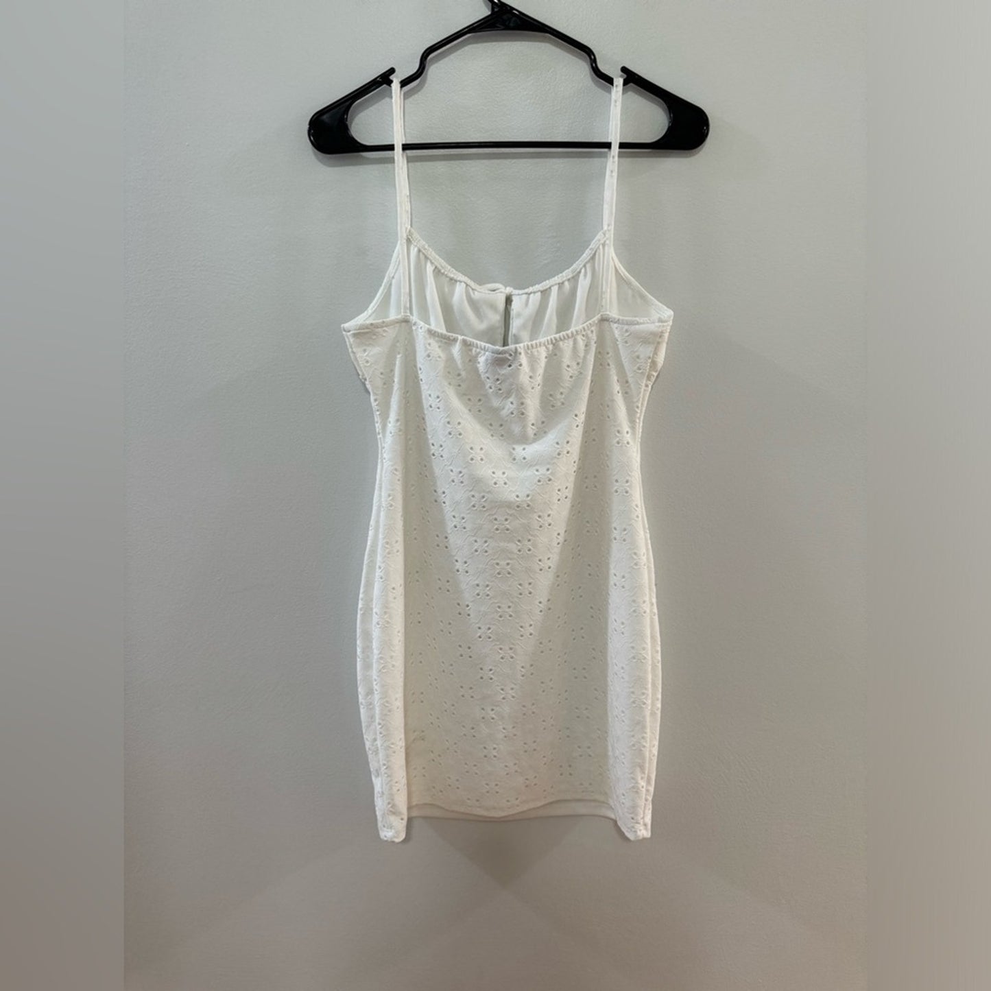 Pre-Owned LG Rue21 White Front Tie Dress