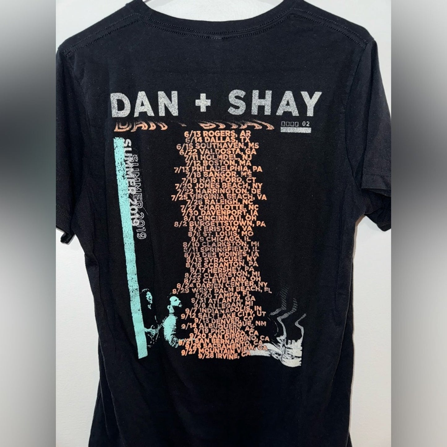 Pre-Owned MD Dan and Shay 2019 Tour Band T-Shirt