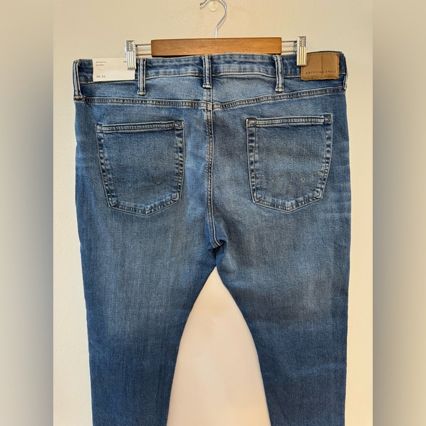 NWT W38xL30 American Eagle Blue Athletic Skinny Jeans