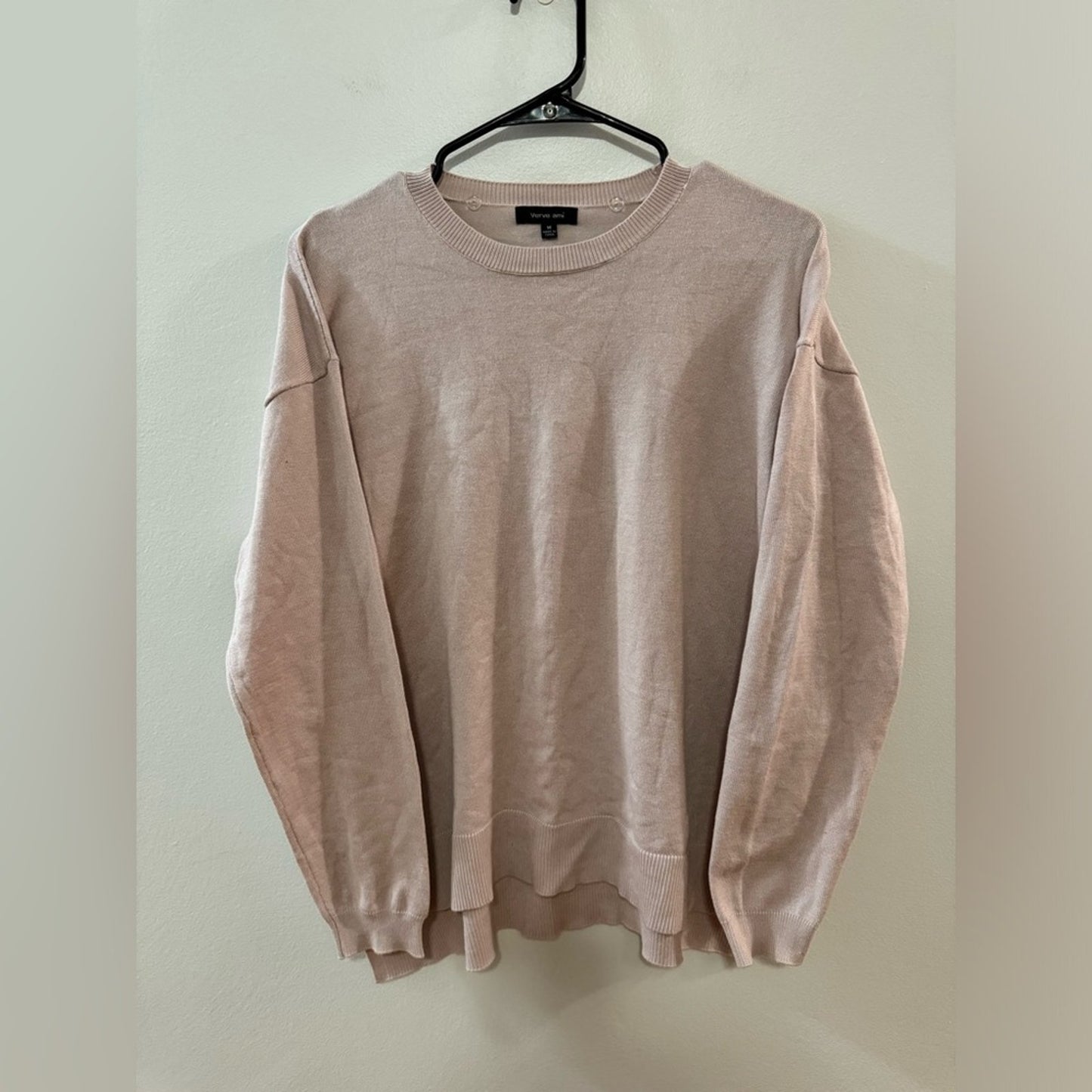 Pre-Owned MD Verve Ami Pink Sweater