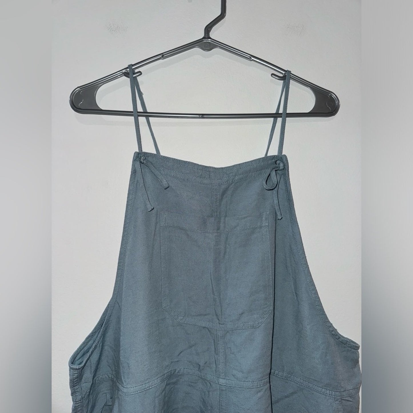 Pre-Owned XL Aeropostale Blue Romper