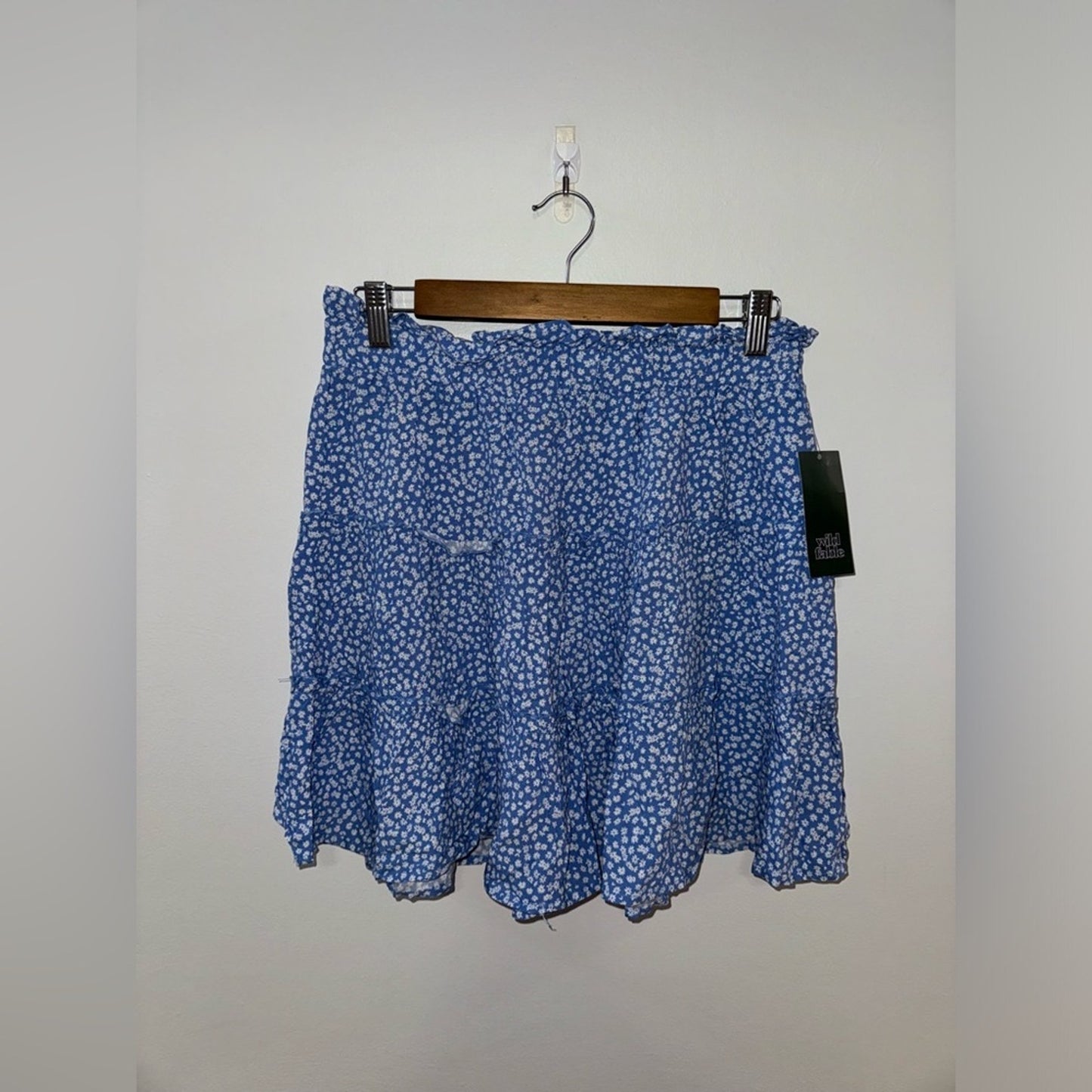 NWT MD Wild Fable Blue and White Flower Skirt