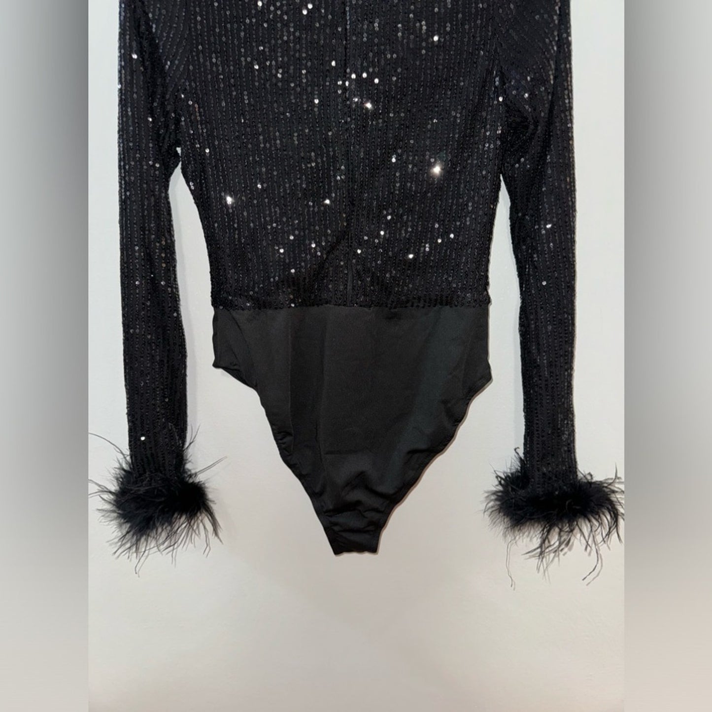 Pre-Owned MD SHEIN Black Sequin Long Sleeve Bodysuit w/Ostrich Feathers