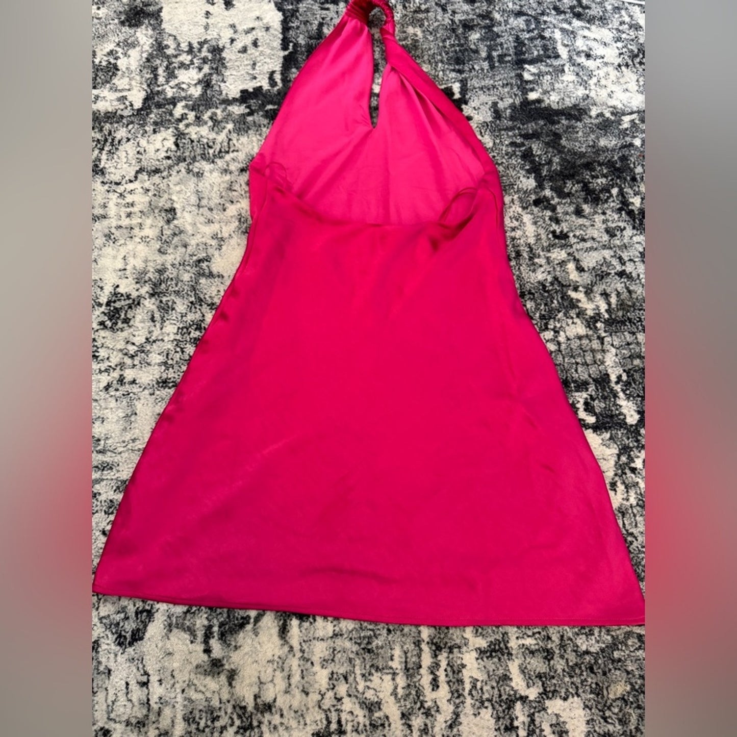 Pre-Owned Size 6 O.P.T. pink Stain Halter Dress