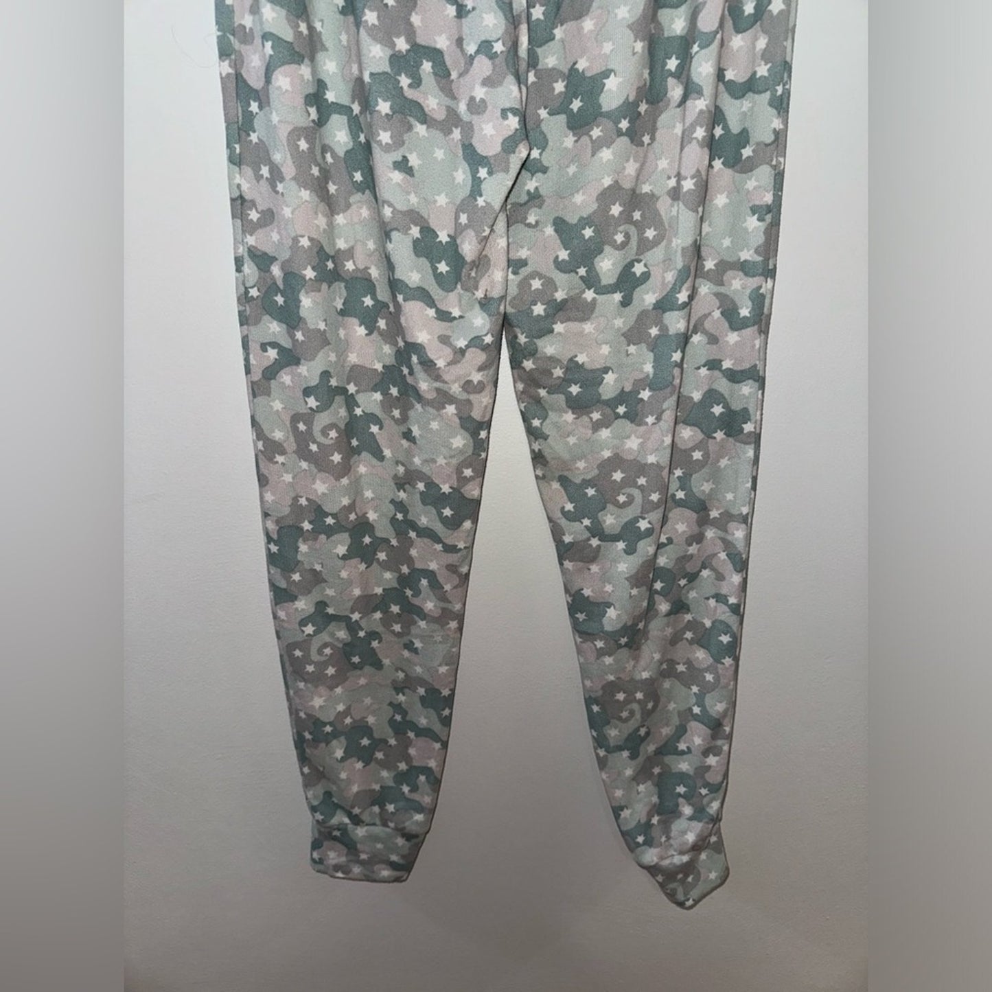 Pre-Owned LG Catherine Malandro Grey Star Camo Pajama Pants