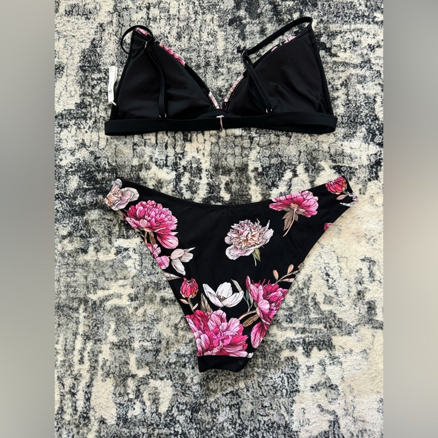 Pre-Owner LG Cupshe Black and Pink Floral Bikini Top and Bottom Set