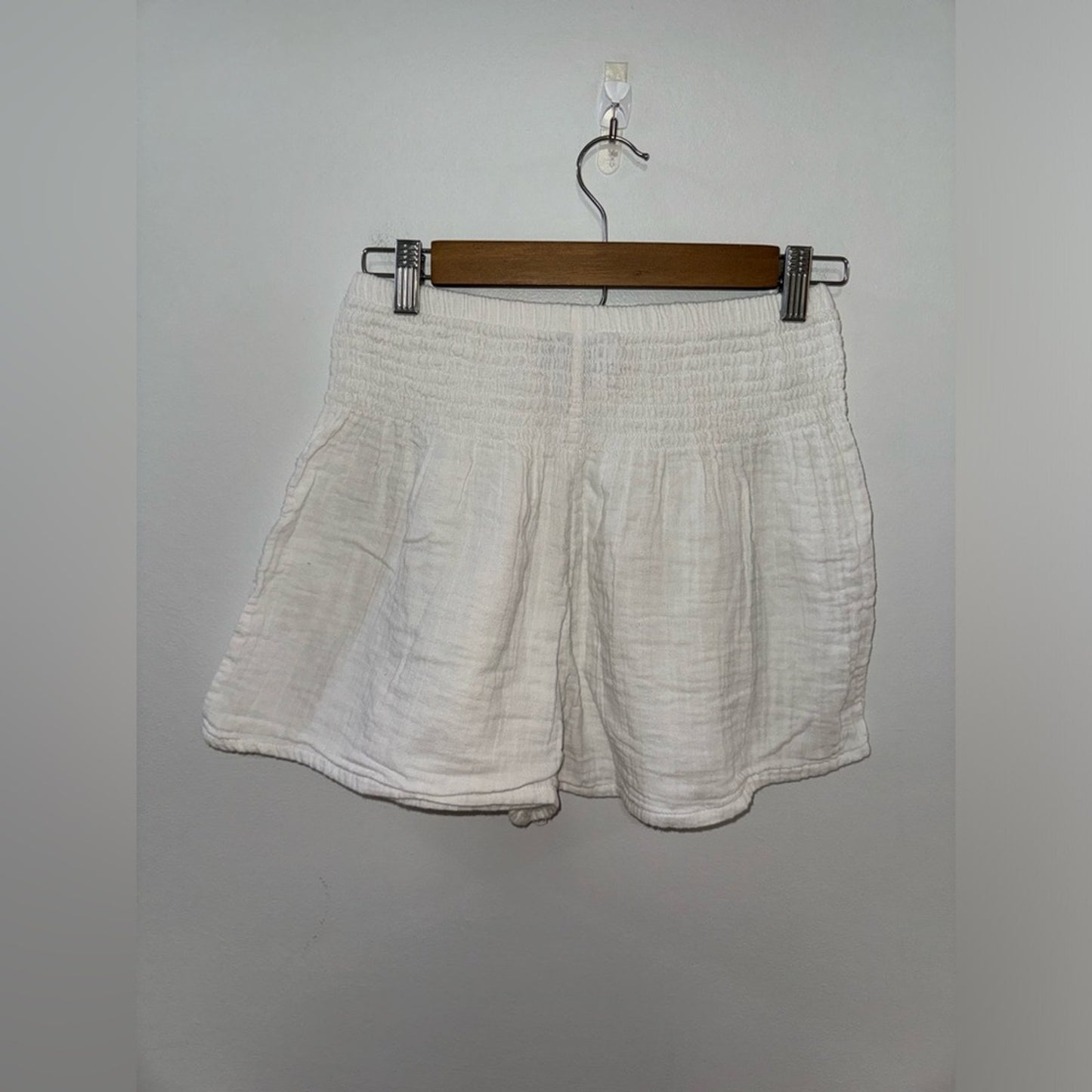 Pre-Owned SM Lotus and Luna White Cotton Shorts