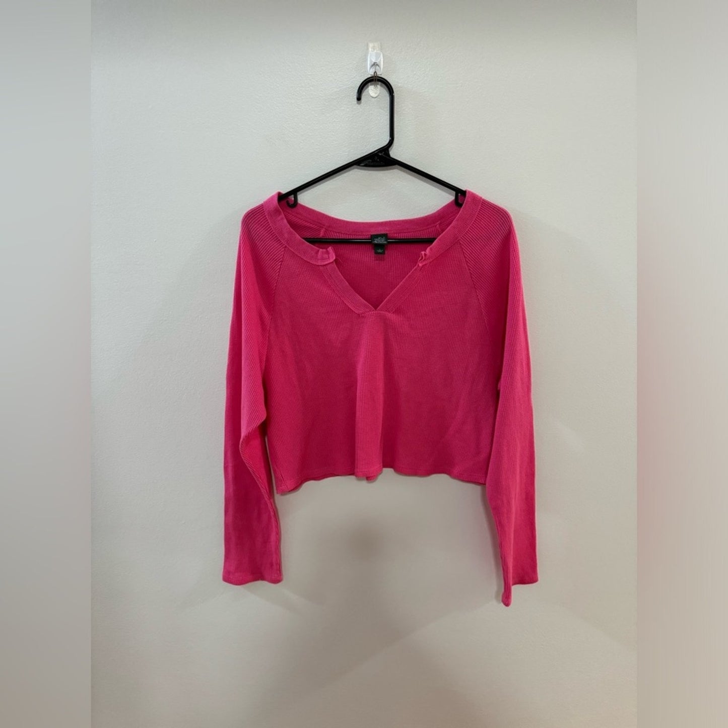 Pre-Owned LG Wild Fable Pink Waffle Knit Cropped Long Sleeve