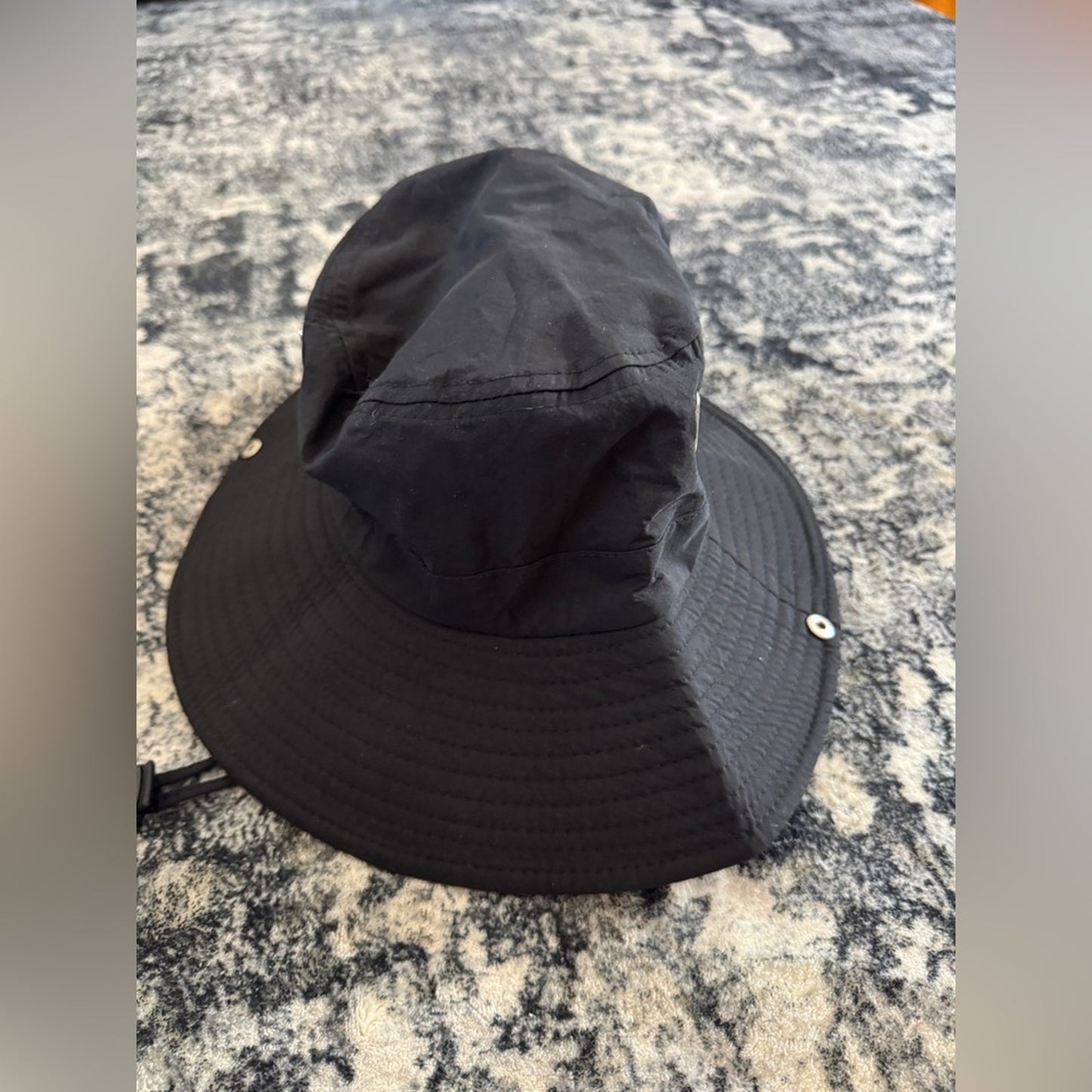 Pre-Owned Unbranded Black Bucket Hat/Sun Hat