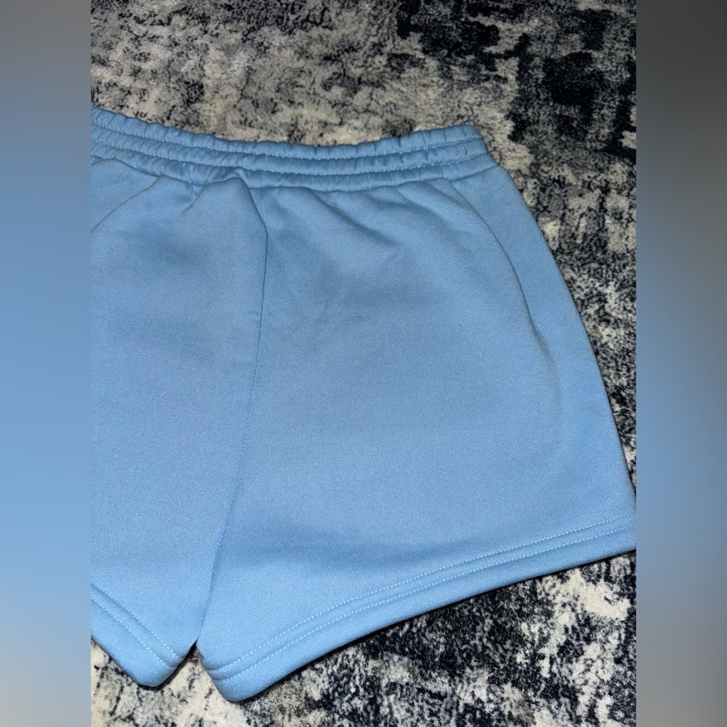 Pre-Owned Size 6 SHEIN Blue Fleece Shorts