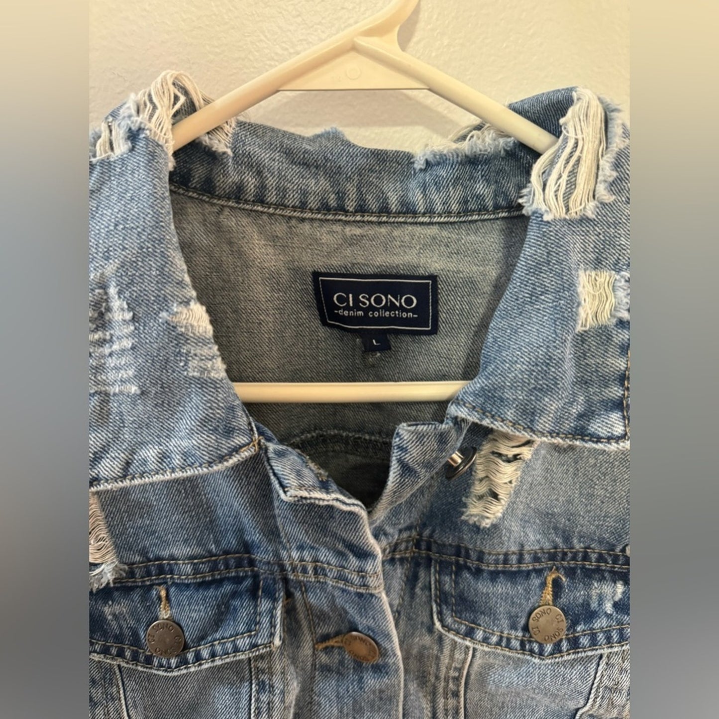 Pre-Owned LG Cisono Blue Distressed Cropped Jean Jacket