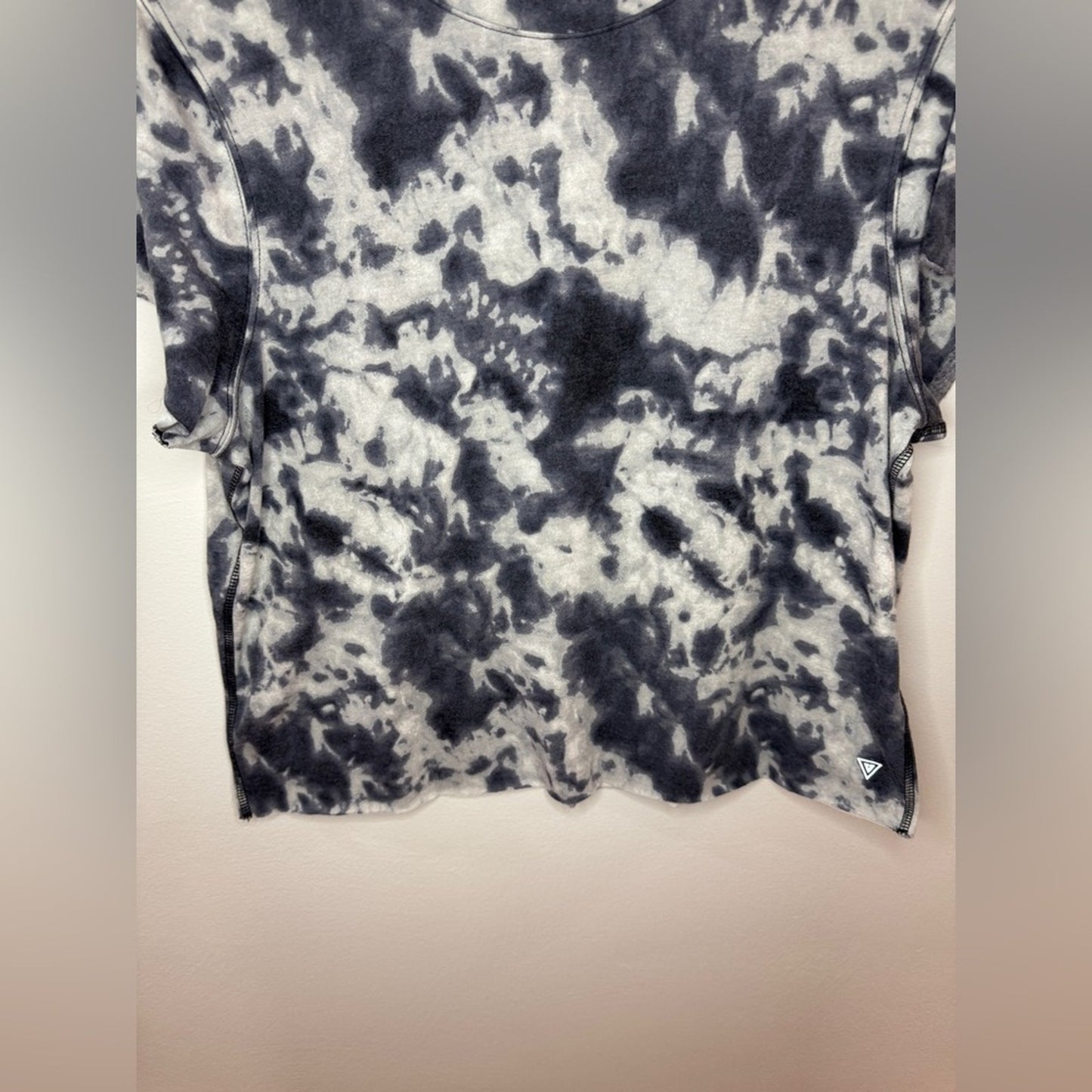 Pre-Owned LG Yogasmoga Navy and White Tie Dye T-Shirt