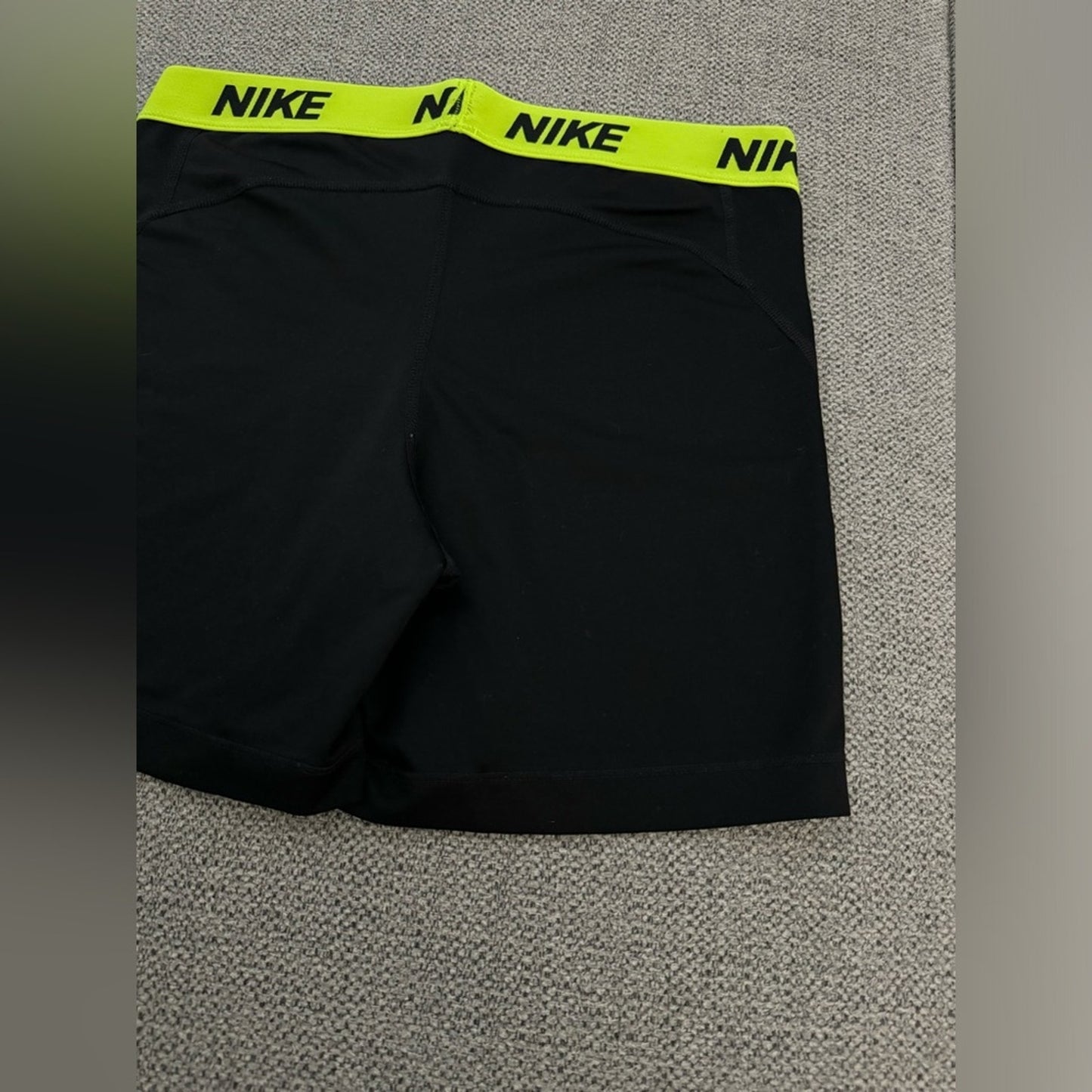 Pre-Owned LG Nike Pro Dri-Fit Black/Neon Green Shorts