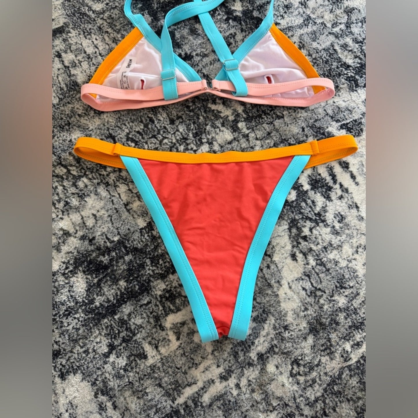 Pre-Owned LG SHEIN Color Block Bikini Top and Bottom Set